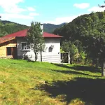 ирена بيت ضيافة *