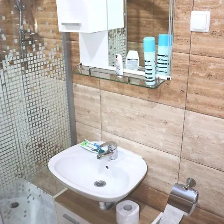 Pensión ирена Radevtsi